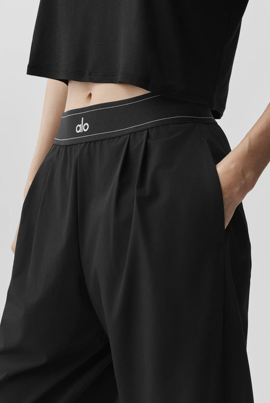 Штани палаццо Alo Yoga Suit Up Trouser широкі жіночі чорні