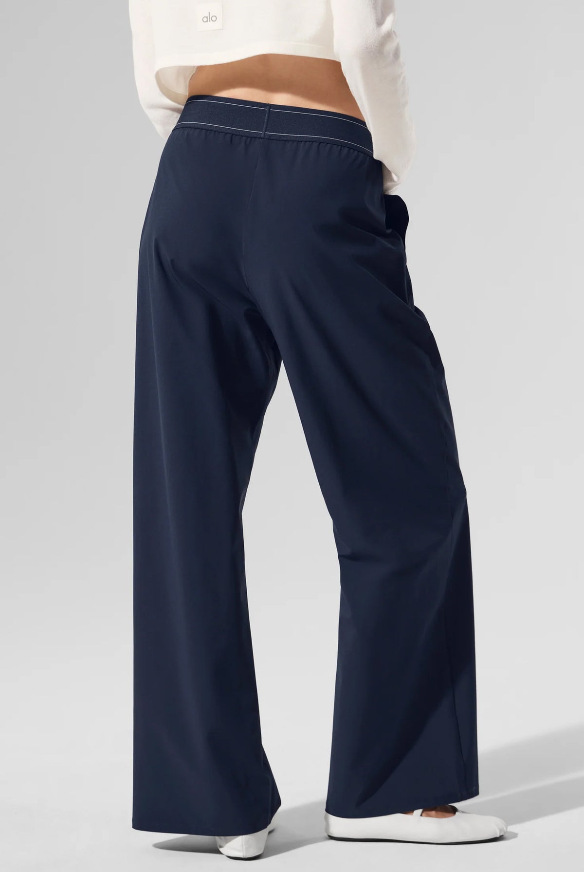 Штани палаццо Alo Yoga Suit Up Trouser широкі жіночі сині